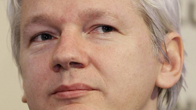 Assange asylum showdown in the UK