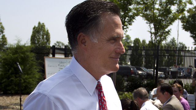 Obama campaign challenges Romney to release tax returns