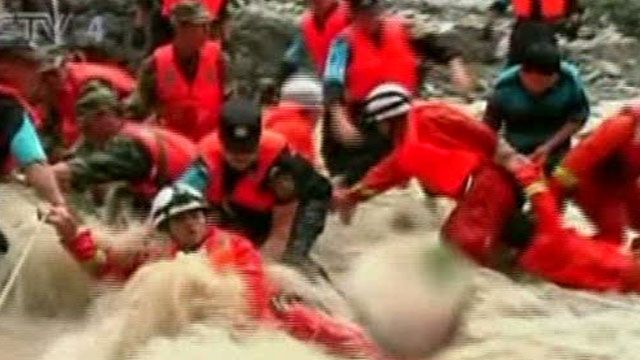 Around the World: Major Downpours Trigger Floods in China