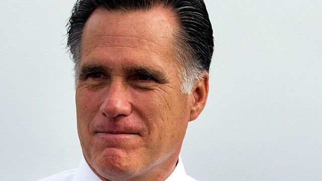 Romney camp works to refocus attention on economy