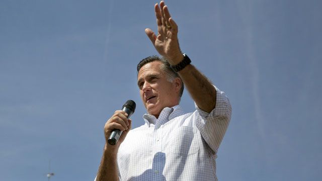 Romney jokes about Obama's birth certificate