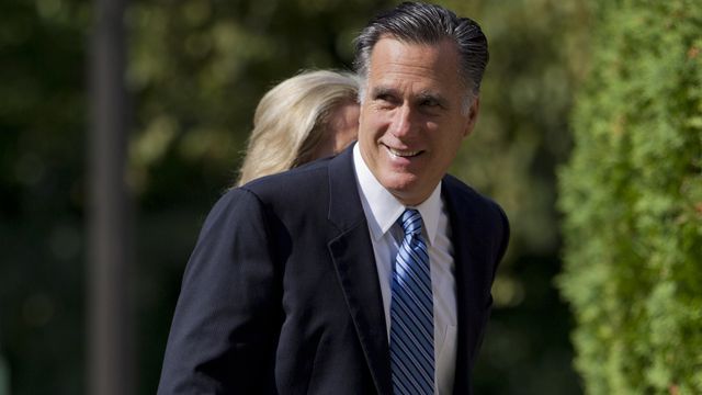 What challenges are facing the Romney campaign?