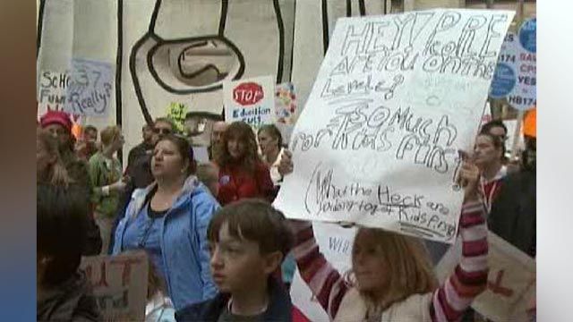 Michigan Teachers Unions Sue the State