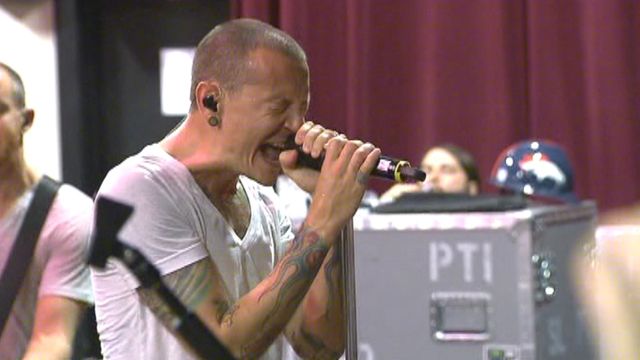 Flashback: Linkin Park previews 'Living Things'