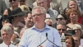 Thousands Turn Out for Beck Rally