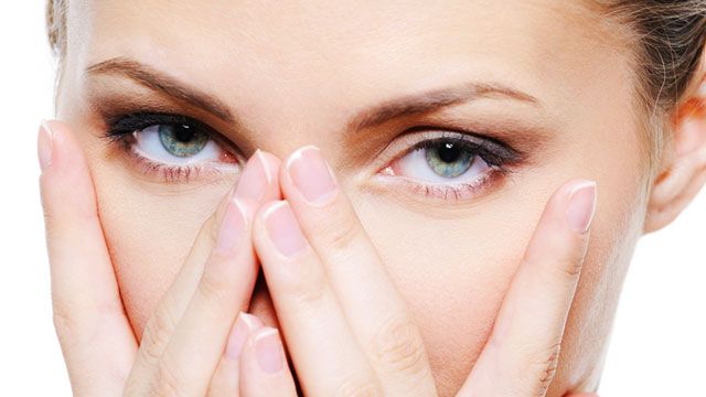 The Secret to Covering Up Dark Circles in Seconds
