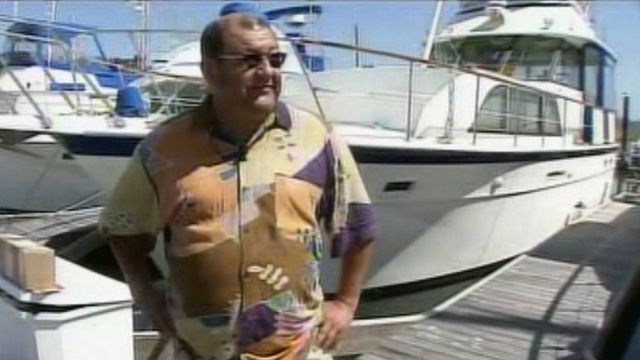 Living on Boat Keeps Man Afloat Financially
