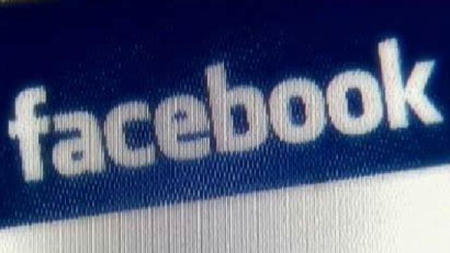 Facebook Stalker Threatens 12-Year-Old Girl 