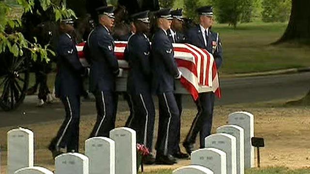 Arlington Ladies Attend Every Funeral at National Cemetery