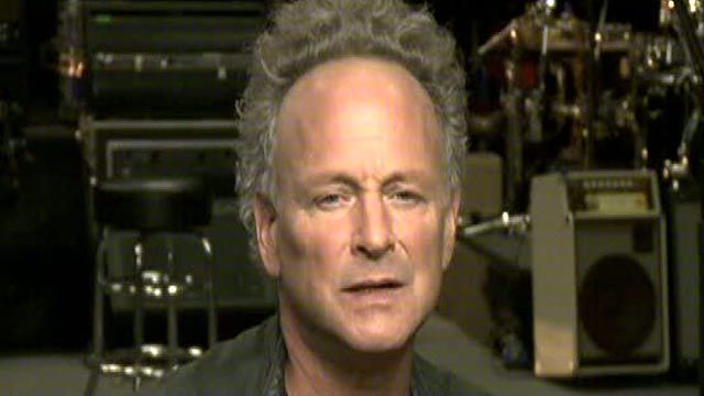 411Music: Lindsey Buckingham's Solitary Approach