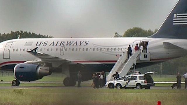 Man makes false report of bomb onboard US Airways flight