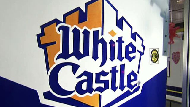 290-Pound Man Sues White Castle Over Small Booths