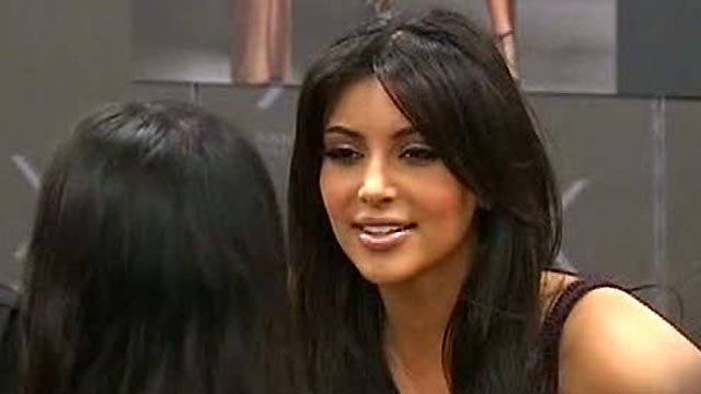 Kardashian Sisters Bring Fans to Tears