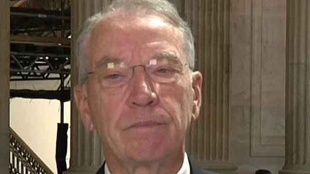 Sen. Grassley reacts to Fast and Furious report