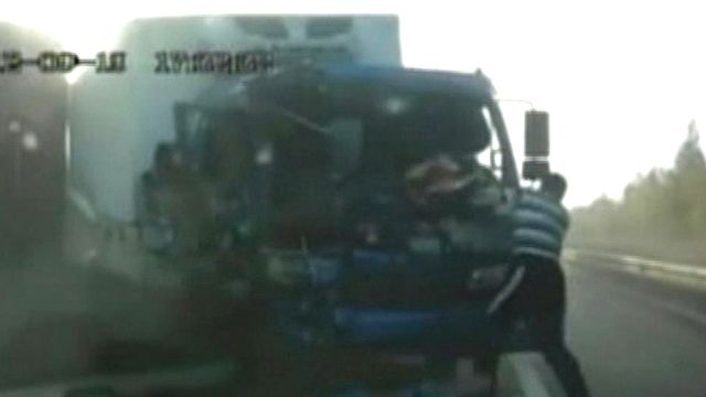 Driver flies through windshield in harrowing crash