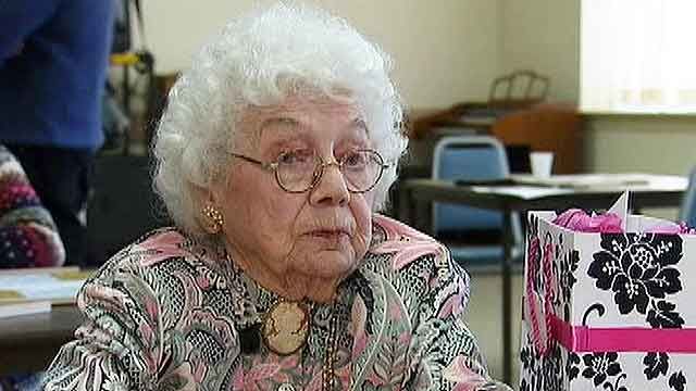 102-year-old shows off intellectual skills
