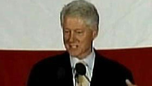 Bill Clinton Brings Out the Crowds