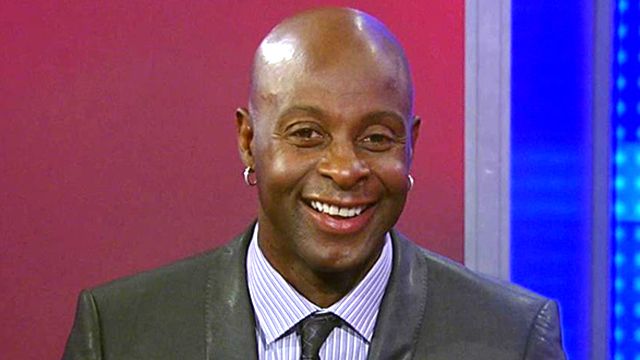 Jerry Rice Talks Head Bowing Football Controversy