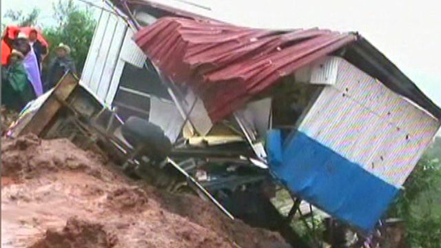 Deadly Landslide Ravages Mexican Village