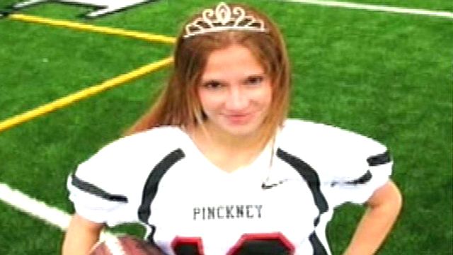 Michigan Girl Kicks Winning Field Goal After Being Named Homecoming Queen Fox News