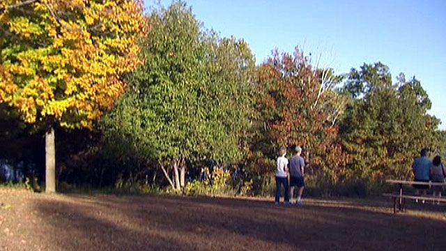 Tourists Take Advantage of Fall Season in Minnesota