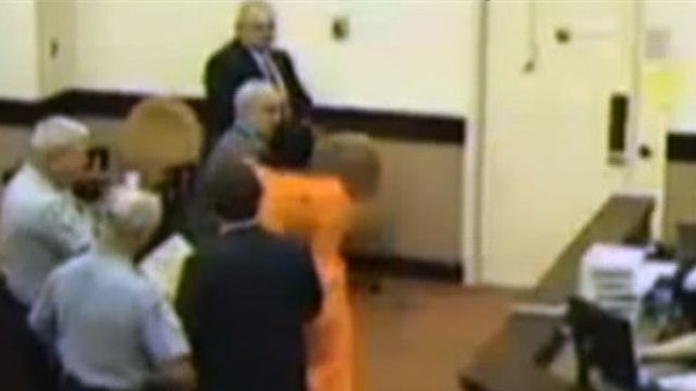 Video: Man Attacks His Lawyer in Court