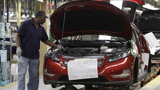 On the Job Hunt: Auto industry on the rebound