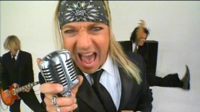 Hollywood Nation: Bret Michaels Returns to Reality
