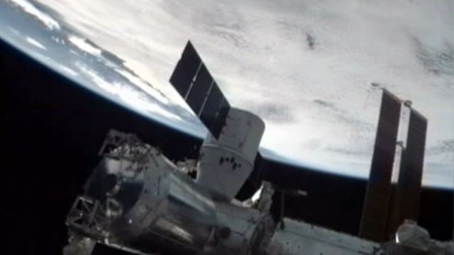 SpaceX capsule docks at International Space Station 