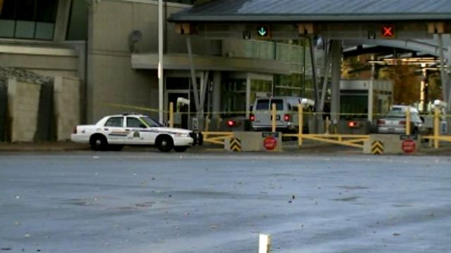 Deadly shooting closes Canadian border station