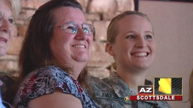 Across America: Arizona soldier makes surprise visit home 