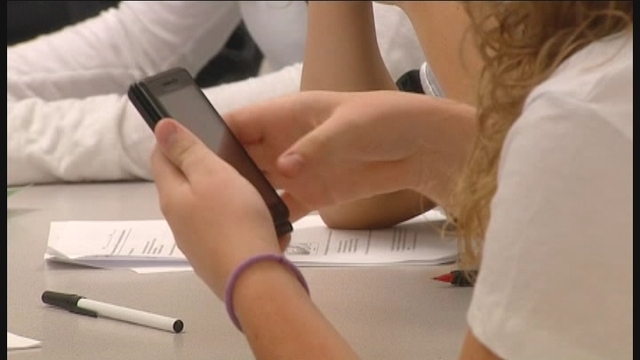 School Encourages Texting in Class