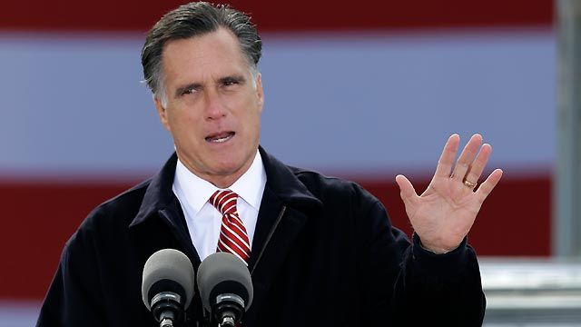 Romney gives economic address in Iowa