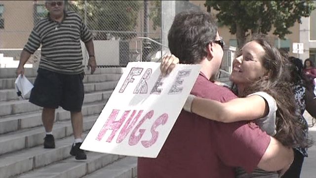 Free Hugs in Miami