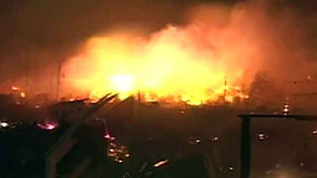 Massive blaze destroys over 50 homes in Queens, N.Y.