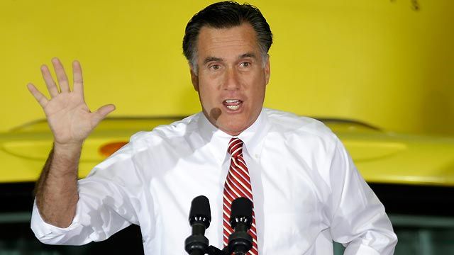 Romney goes after Obama on business as campaigns resume