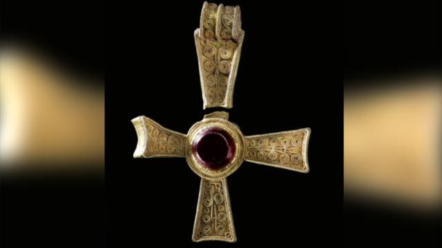 Mysterious Anglo-Saxon Treasure Trove