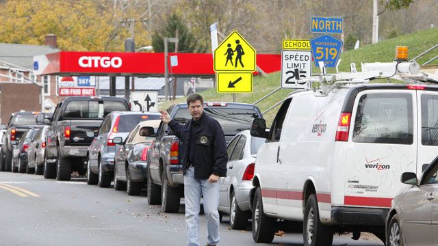Drivers losing patience on long gas lines