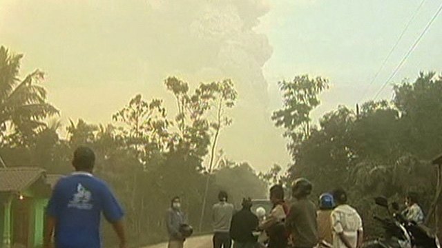 Indonesian Volcano Spews Hot Ash