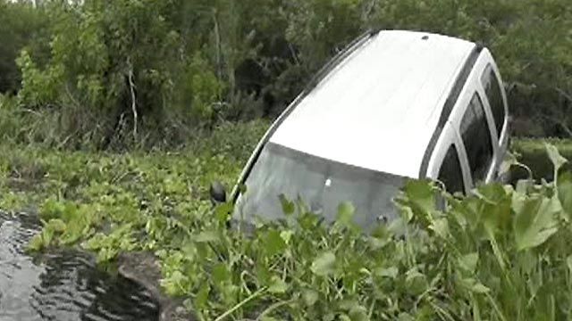 Duck Hunter Saves Driver on Flooded Road