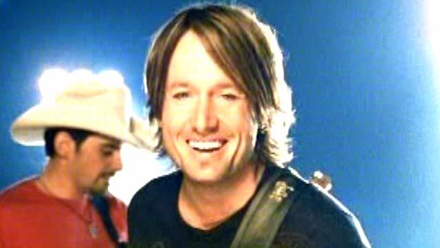 Hollywood Nation: Keith Urban Goes Under the Knife