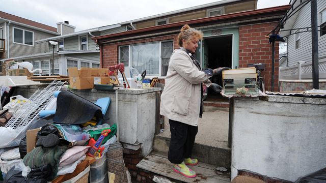 Trauma experts fear emotional impact from superstorm Sandy