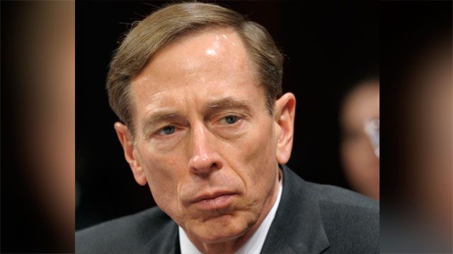Gen. Petraeus resignation 'stuns' WH officials
