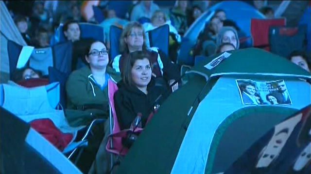 Hollywood Nation: 'Twi-Hards' Campout a Week Before Premier