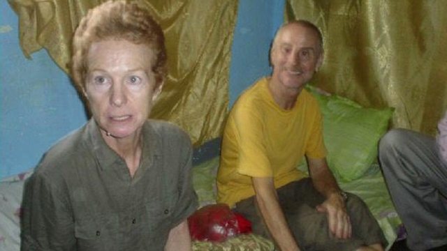 Somali Pirates Free British Couple