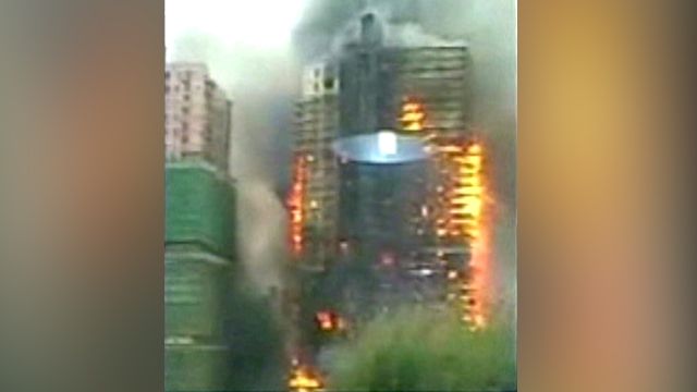 Fatal Fire Engulfs Chinese Skyscraper