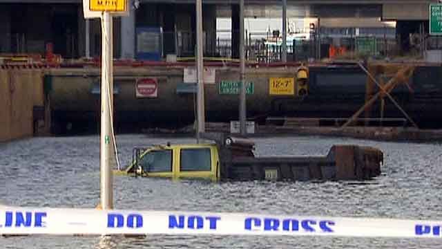 Manhattan businesses struggle to recover after Sandy