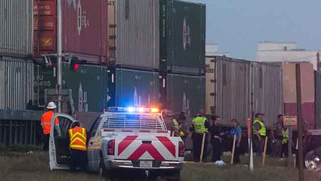 NTSB investigators search for clues in deadly train crash