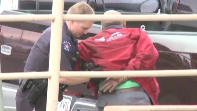 CO police detain innocent people in search of bank robber