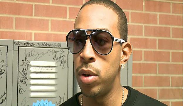 Ludacris Gives Back to Schools